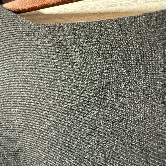 Size 2X Black sweater with Gold & silver crystal embellishment NWOT - Picture 5 of 11